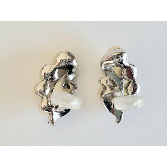 Vintage Crown TrifarI Pearl Clip-On Earrings 50s EXQUISITE MCM Philippe - Picture 4 of 9